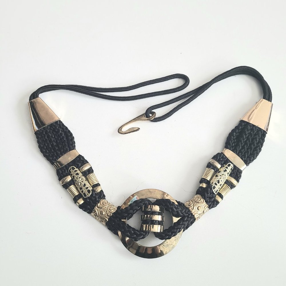 Vintage gold tone belt. Made in Korea.